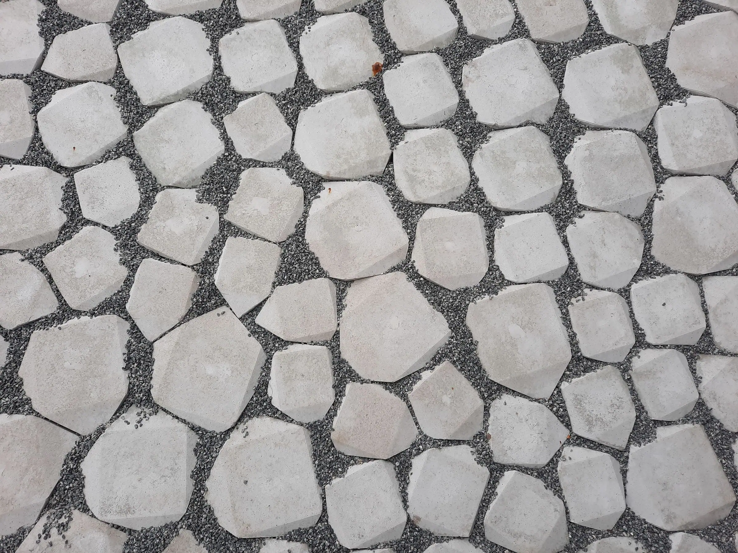 Close view of rounded cobble style pavers